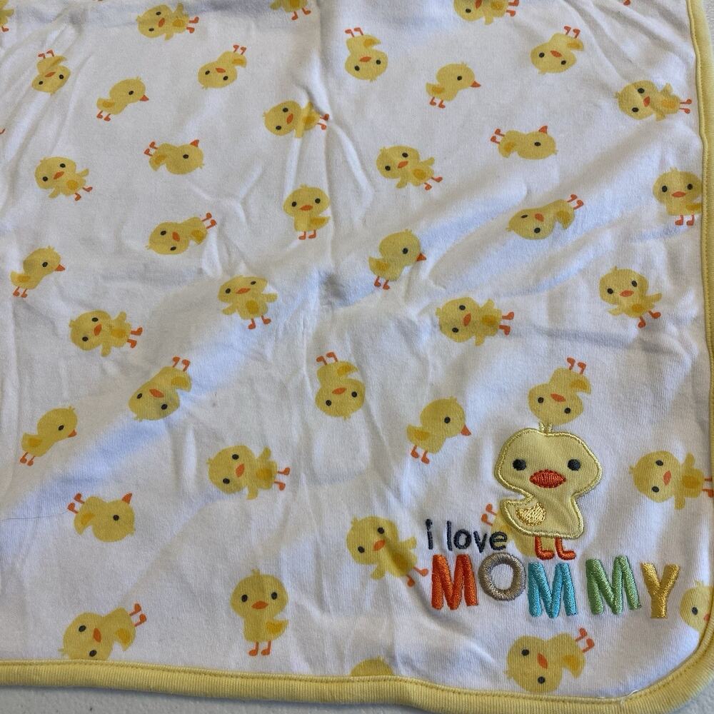Carters Child of Mine White Yellow Baby Blanket Mama & Baby Ducklings Cotton